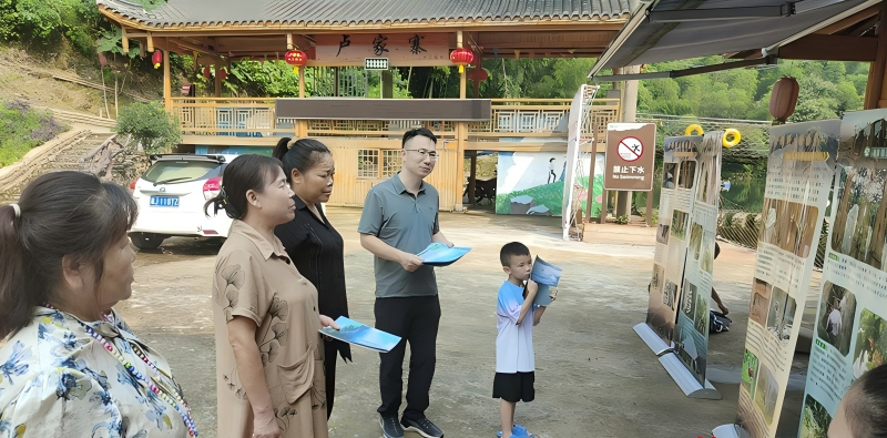 831fbd9226dc0c8612bddb94f66c3ff0_3164437_9cb25c80-d087-4858-a76a-3f0cd04e1e64copy